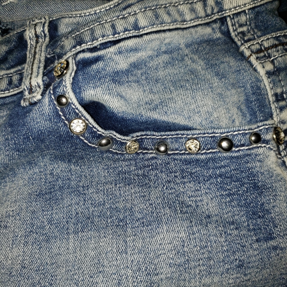 Jeans. Only wore one time.  They run big